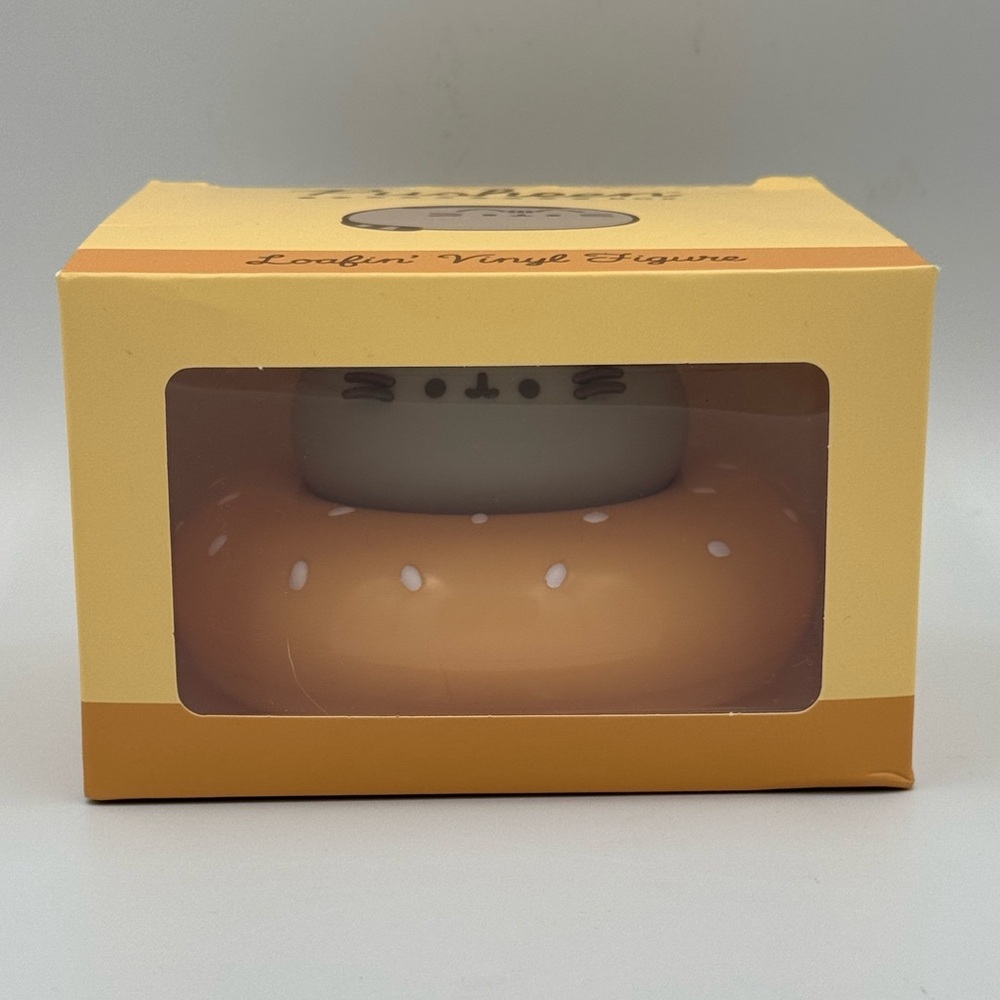 NIB Pusheen the Cat “Loafin” Vinyl Figure